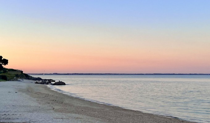 St Pierre-Quiberon: L’Élégante & Spacieuse Villa Confidentielle Avec Piscine à 250 m des Plages.