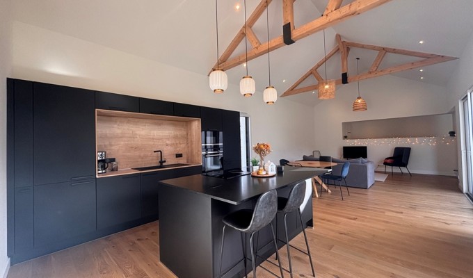 Quimper Centre Ville Maison neuve De Plain Pied Aux Lignes Epurées dans un Quartier Recherché.