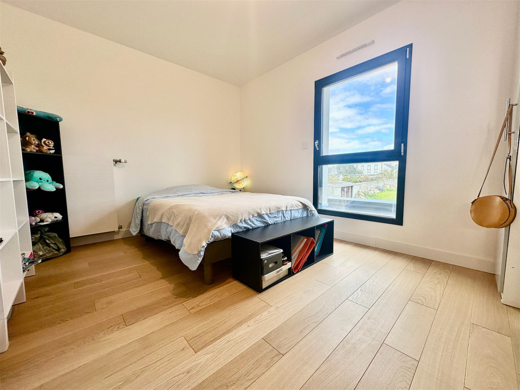 Plouhinec– Contemporaine Vue Mer & Superbe Piscine Sur Terrain de 2200 m²