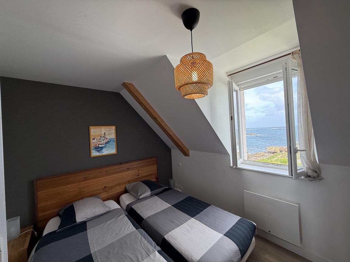 Exclusivité Agence – Ile de Sein Propriété Comprenant 6 Appartements de Standing & une Salle de Réunion