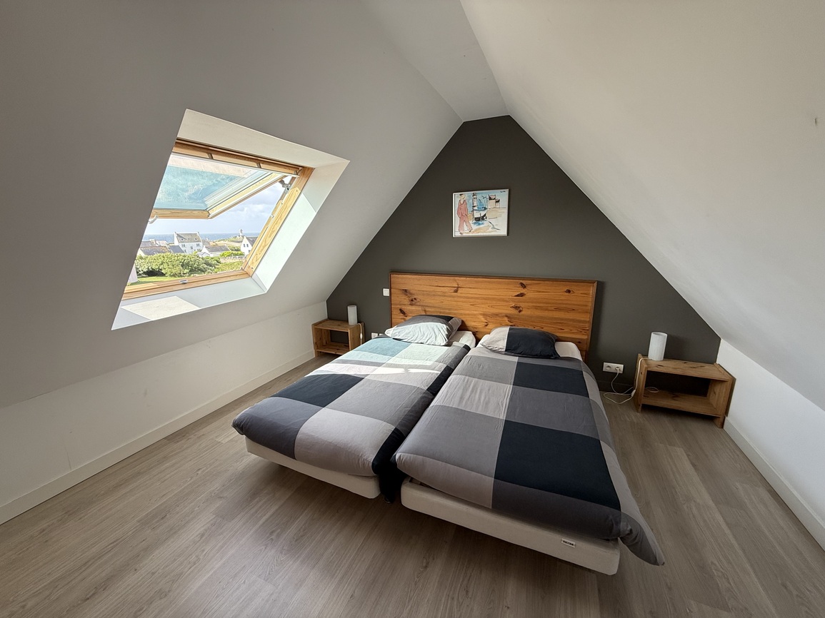 Exclusivité Agence – Ile de Sein Propriété Comprenant 6 Appartements de Standing & une Salle de Réunion