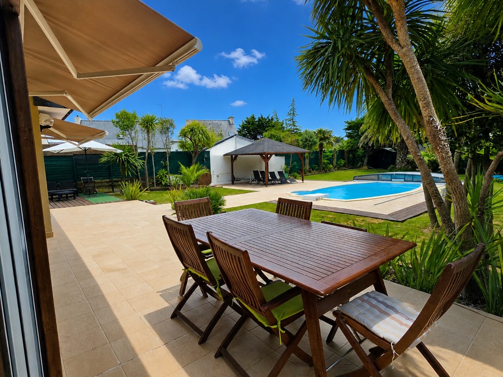 Loctudy – Contemporaine Avec Piscine & son Jardin Paysager, à Quelques Pas de La Plage & Proche du Port.