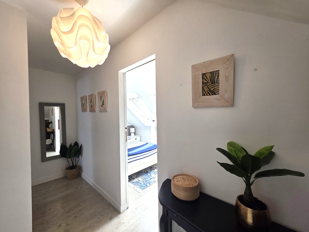 Loctudy – Contemporaine Avec Piscine & son Jardin Paysager, à Quelques Pas de La Plage & Proche du Port.