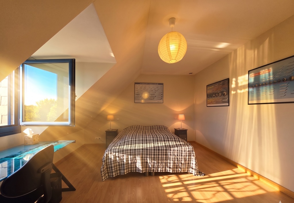 Penmarch, Vaste Maison Traditionnelle (200m²) Avec Piscine & Son beau Jardin de 2470m²