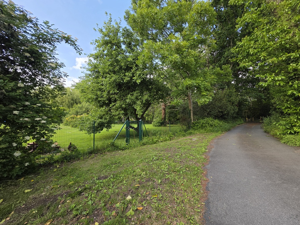 PONT L’ABBE, Emplacement Exceptionnel & Recherché, Terrain Constructible de 900m²