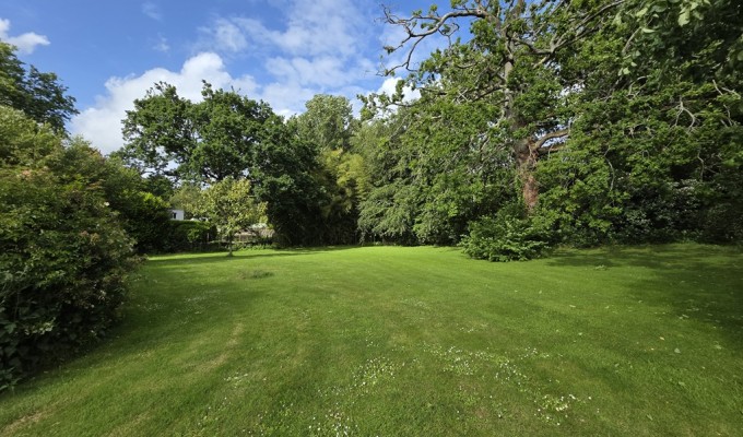 PONT L’ABBE, Emplacement Exceptionnel & Recherché, Terrain Constructible de 900m²