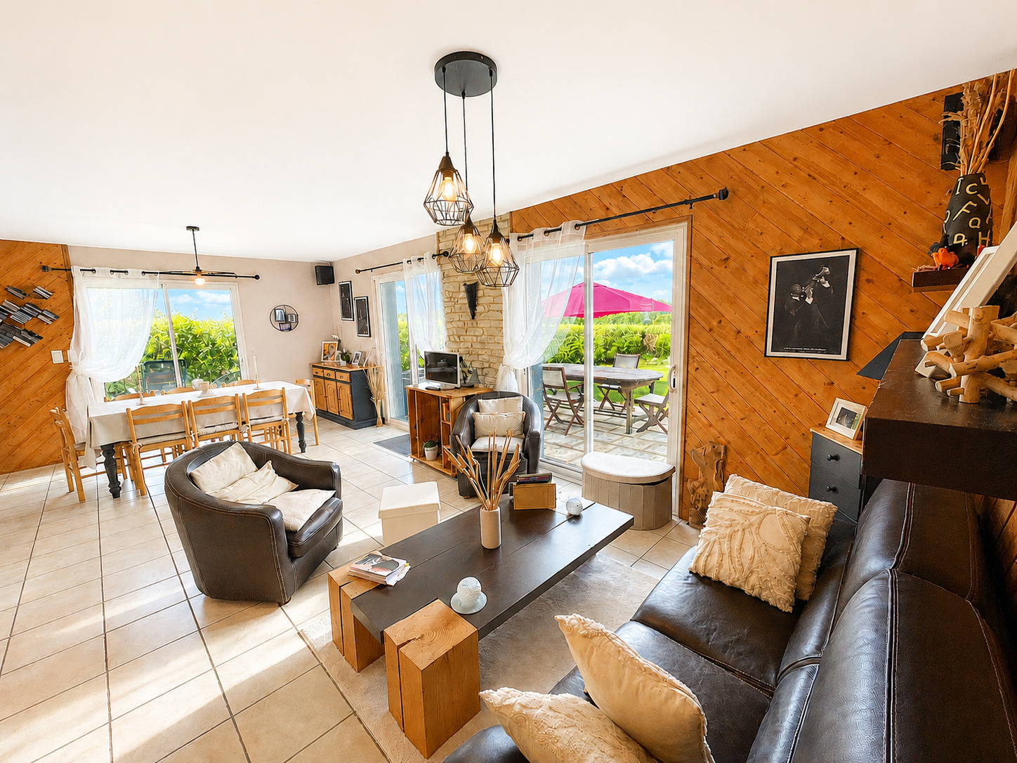 Exclusivité Agence , Quimper ,  La Ville à La Campagne Pour L’Elégante Contemporaine  & Son Vaste Jardin (1400m²)