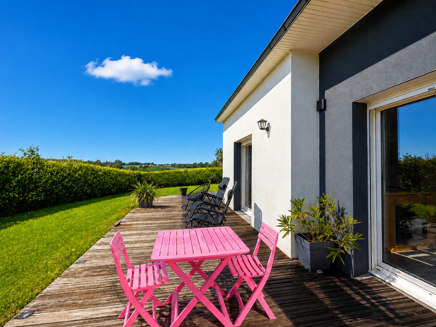 Exclusivité Agence , Quimper ,  La Ville à La Campagne Pour L’Elégante Contemporaine  & Son Vaste Jardin (1400m²)