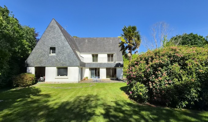 Gouesnach- L’Authentique Maison Familiale de 244m² Sur Parc Arboré d’1 Hectare & Sans Vis-À-Vis