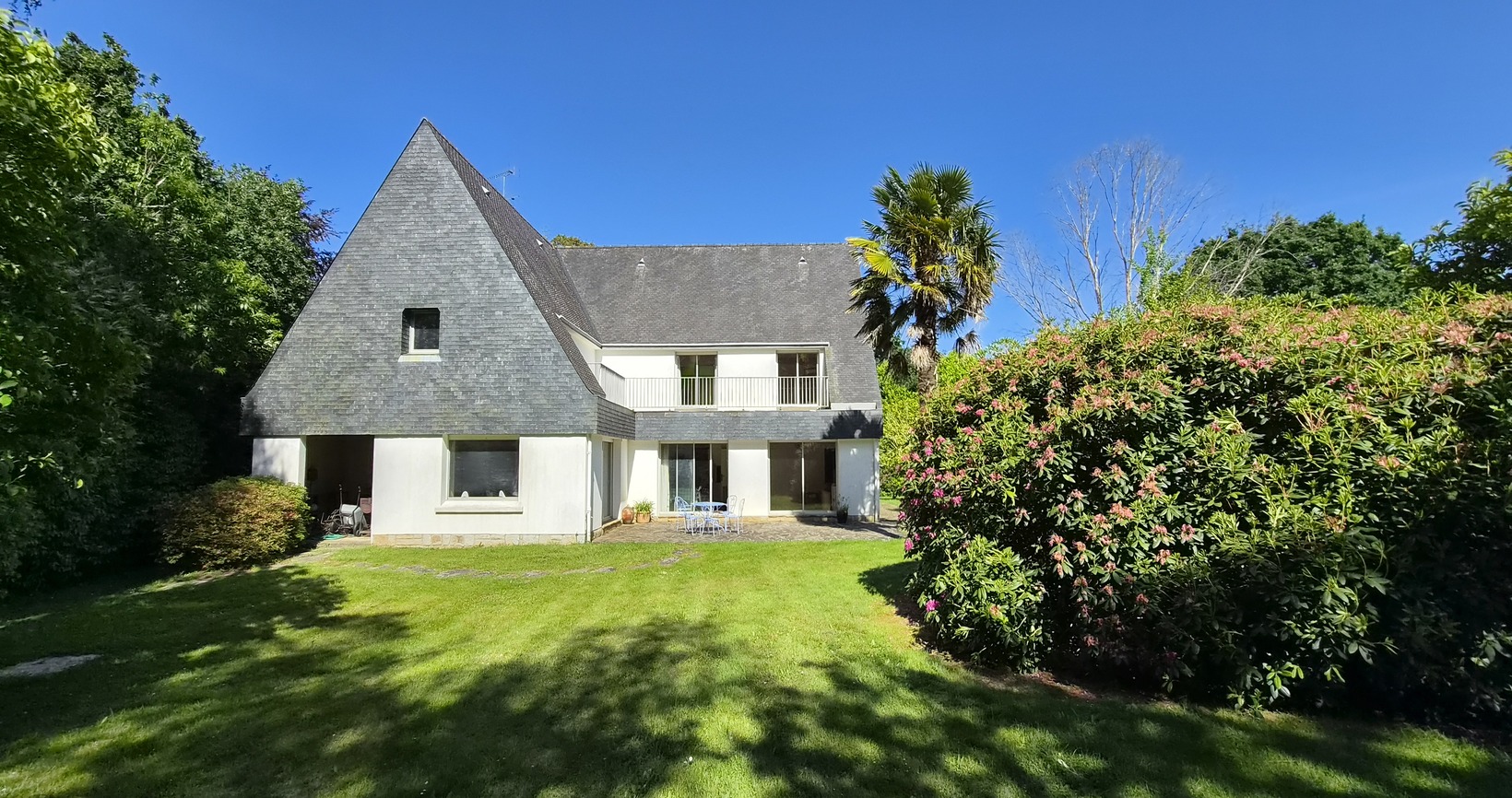 Gouesnach- L’Authentique Maison Familiale de 244m² Sur Parc Arboré d’1 Hectare & Sans Vis-À-Vis