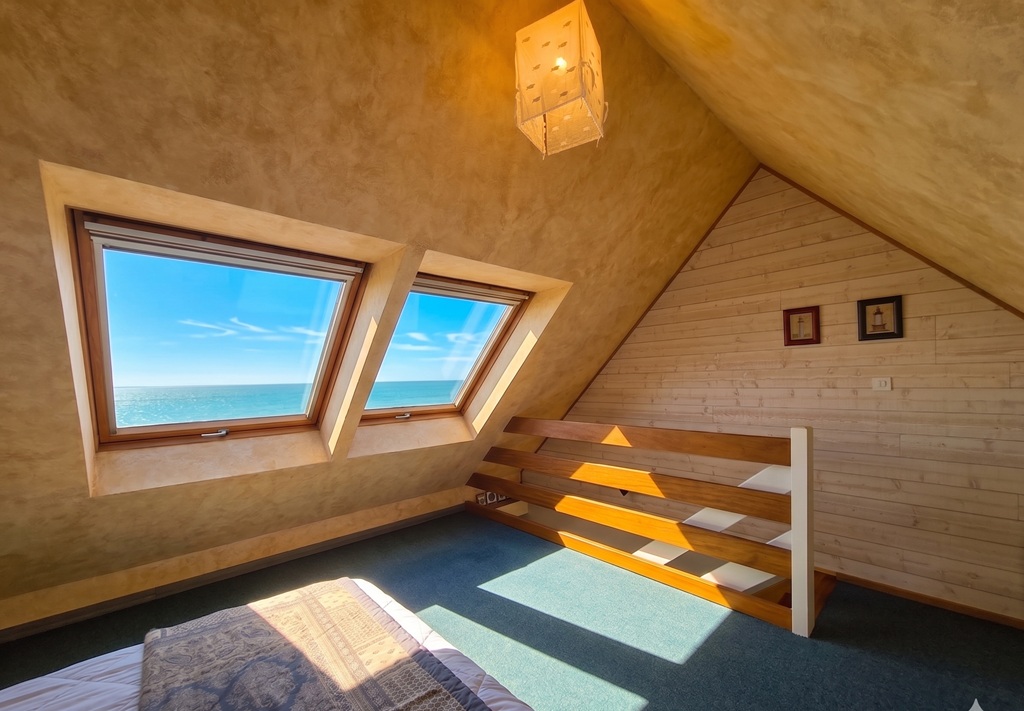 Exclusivité Agence, L’ILE TUDY, à la Pointe, L’appartement T2 Bis avec Vue Mer & Terrasse & Garage