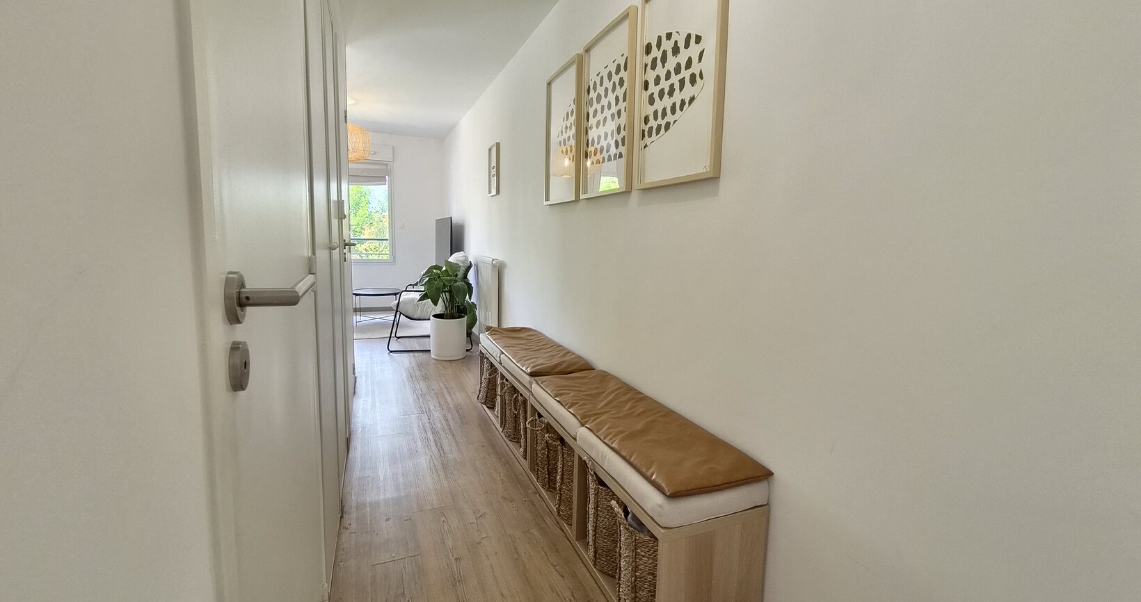 Fouesnant – Agréable T2 Avec Terrasse & Jardin & Parking. À Pied du Centre-Bourg