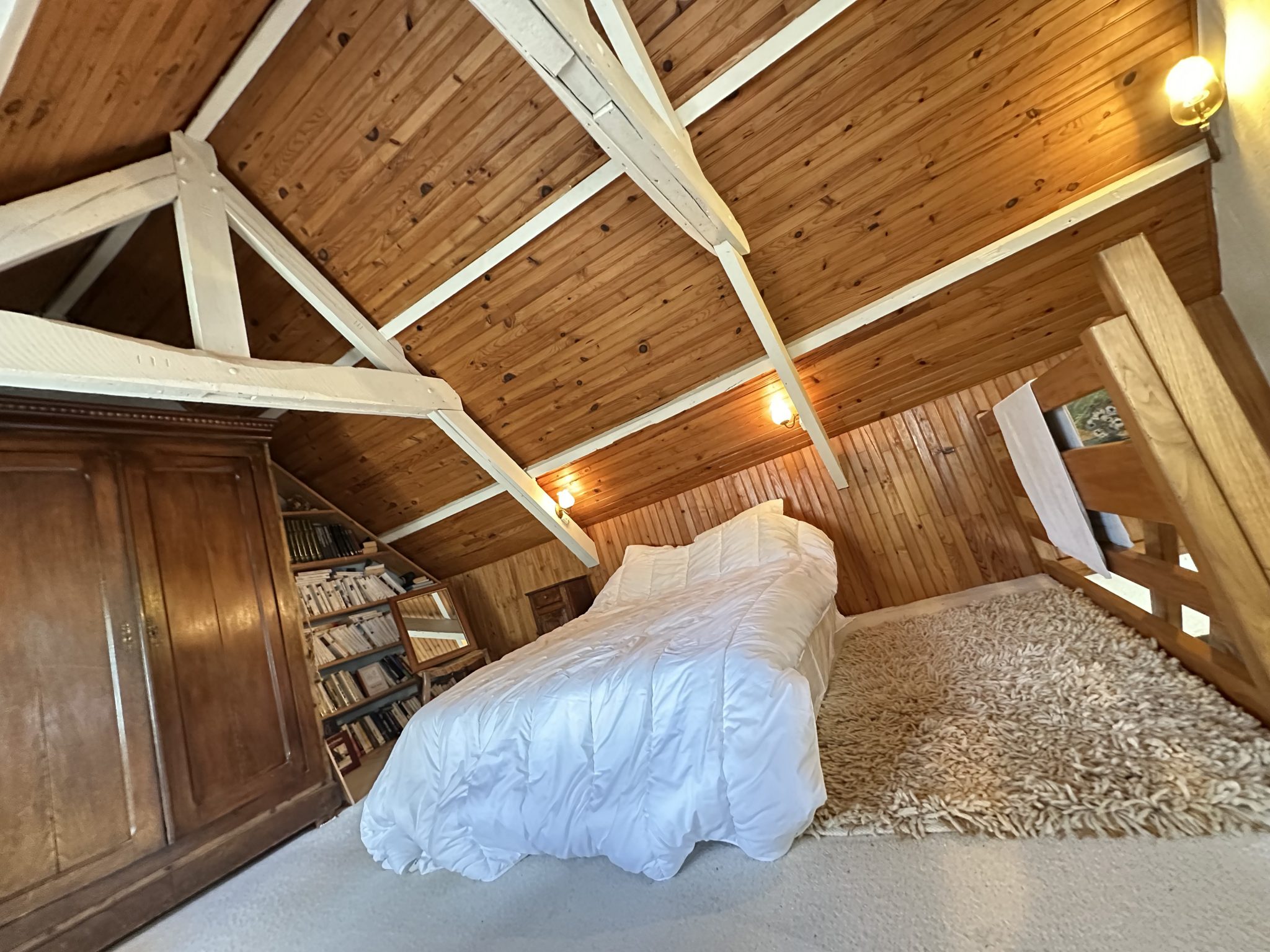 Moëlan-sur-Mer, Charme & Authenticité pour Cette Maison en Pierre Avec accès au Bélon à Pied !
