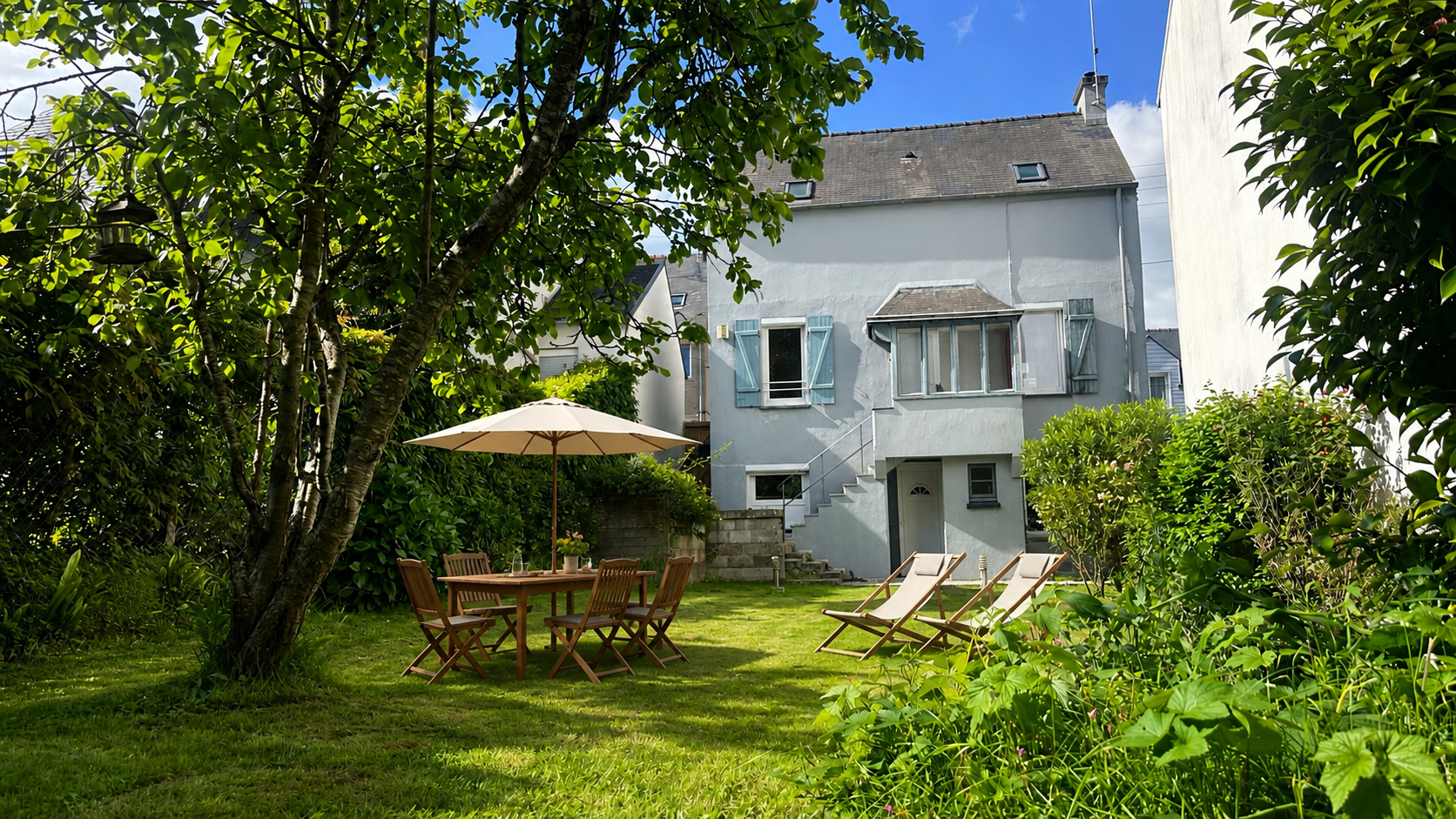 Quimper Ouest Maison de Ville de 92m² Rénovée  Jardin Clos & Arboré