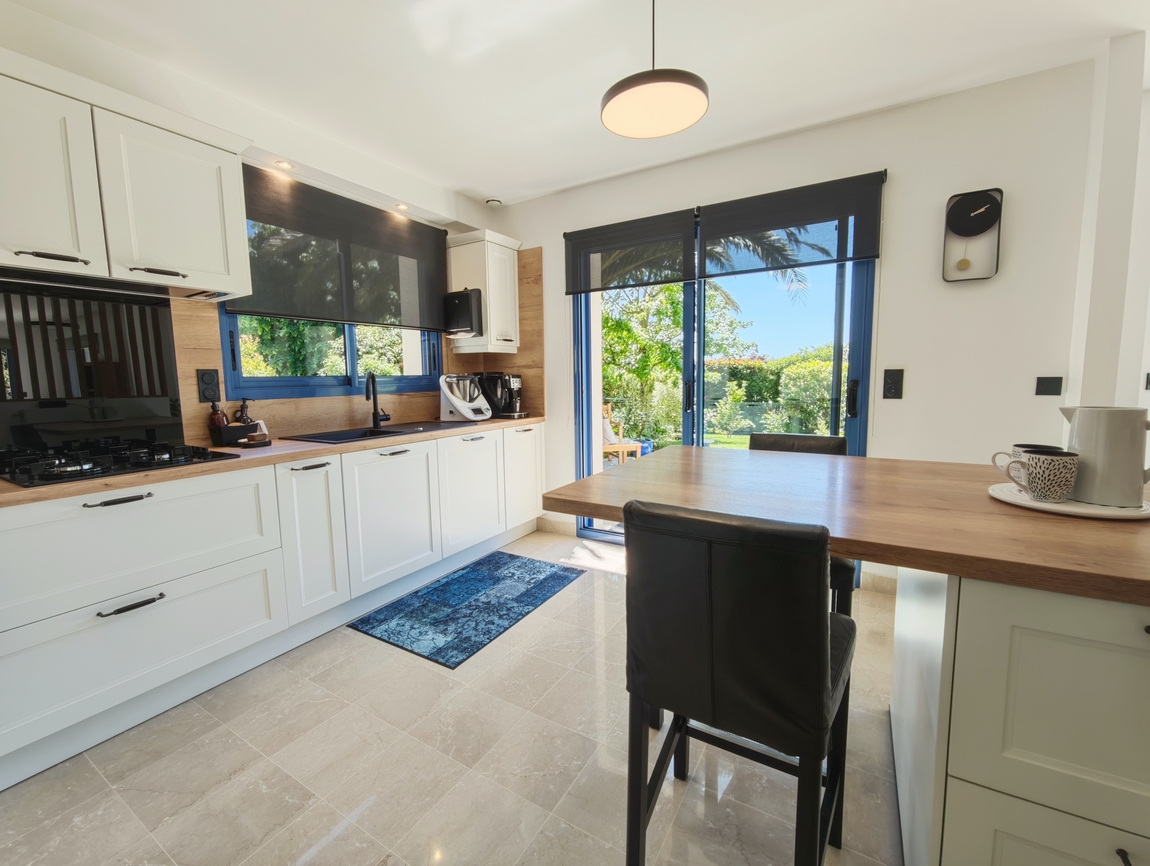 Quimper Sud – Maison Contemporaine aux Prestations Qualitatives & Soignées sur Terrain de 1000 m2.