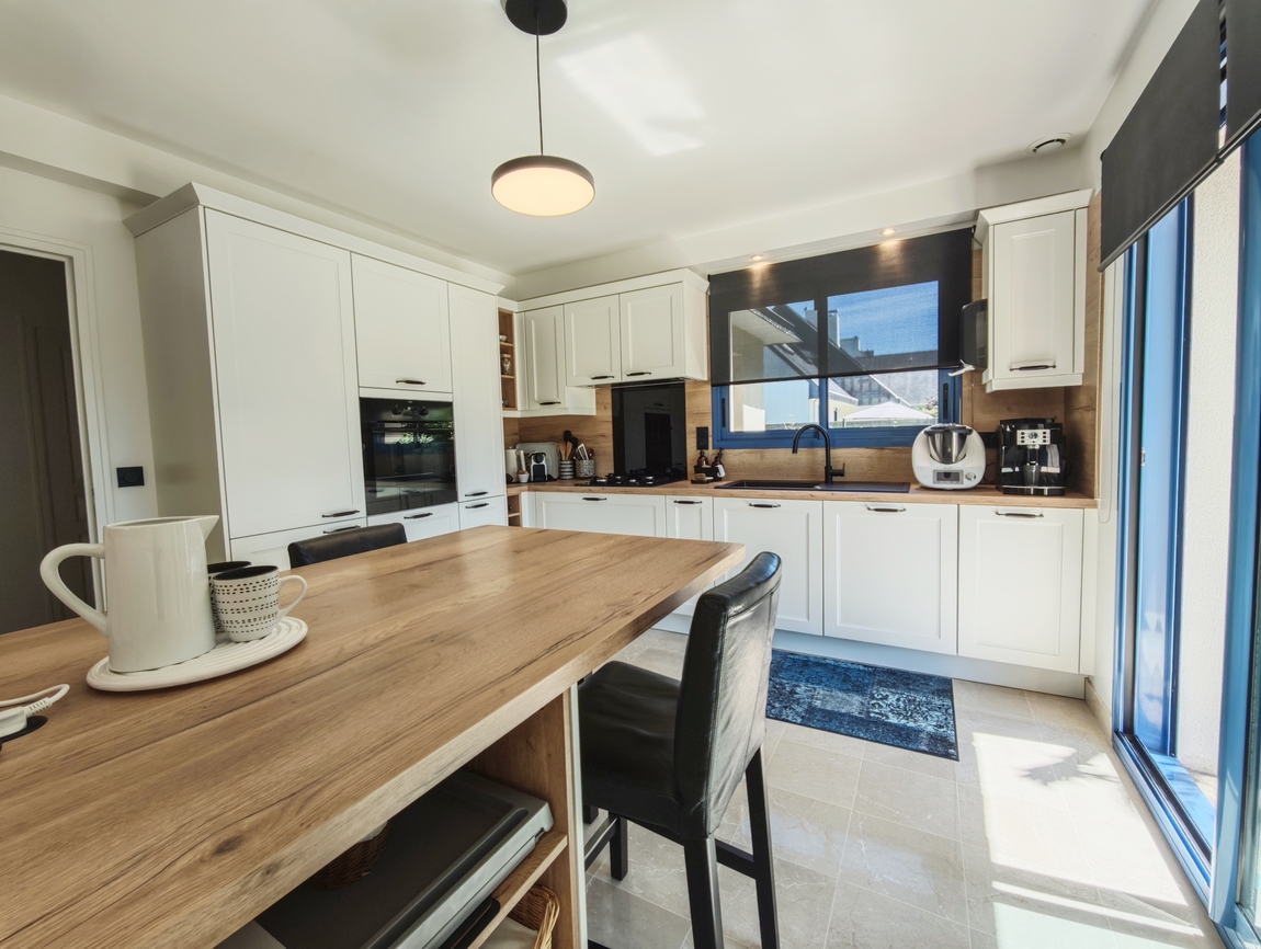 Quimper Sud – Maison Contemporaine aux Prestations Qualitatives & Soignées sur Terrain de 1000 m2.