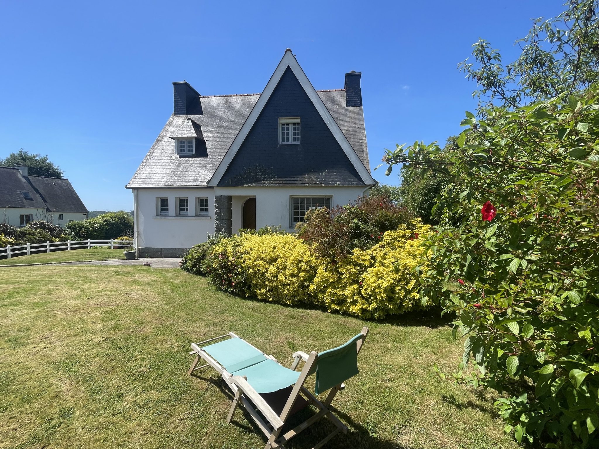 Quimper 10mn, Fort Potentiel Pour  Maison traditionnelle (135m²) & Son Vaste Jardin (2600m²)
