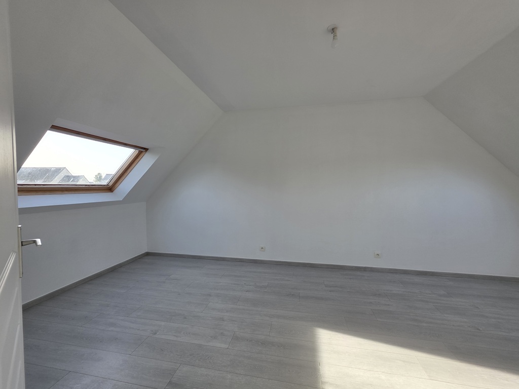 Loctudy, à seulement 5 min de La Plage, Généreuse & Intemporelle Maison Contemporaine Avec Jardin