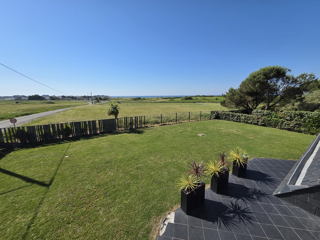Penmarch, VUE MER de Toutes les Pièces, Maison Contemporaine 4 Chambres Avec Jardin Clos