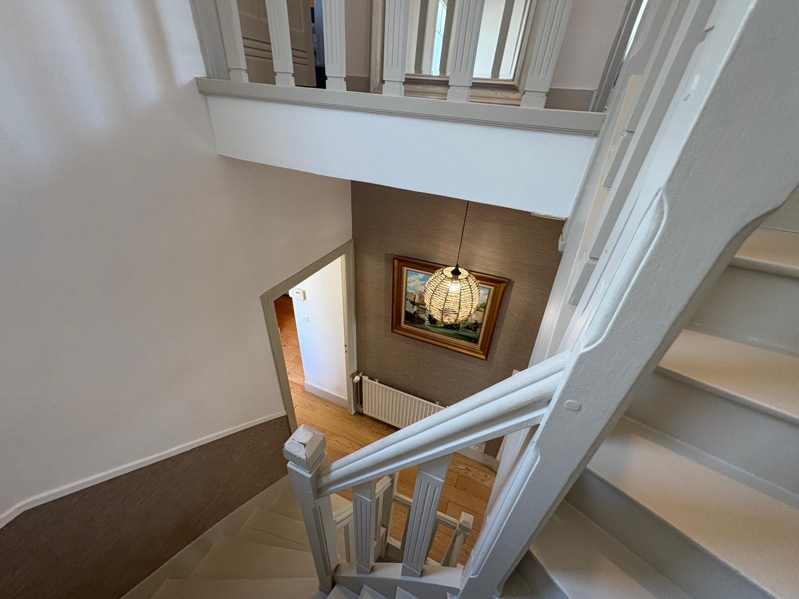 Merville- L’Elégante & Généreuse Maison bourgeoise de 160m² & Son T2 indépendant.