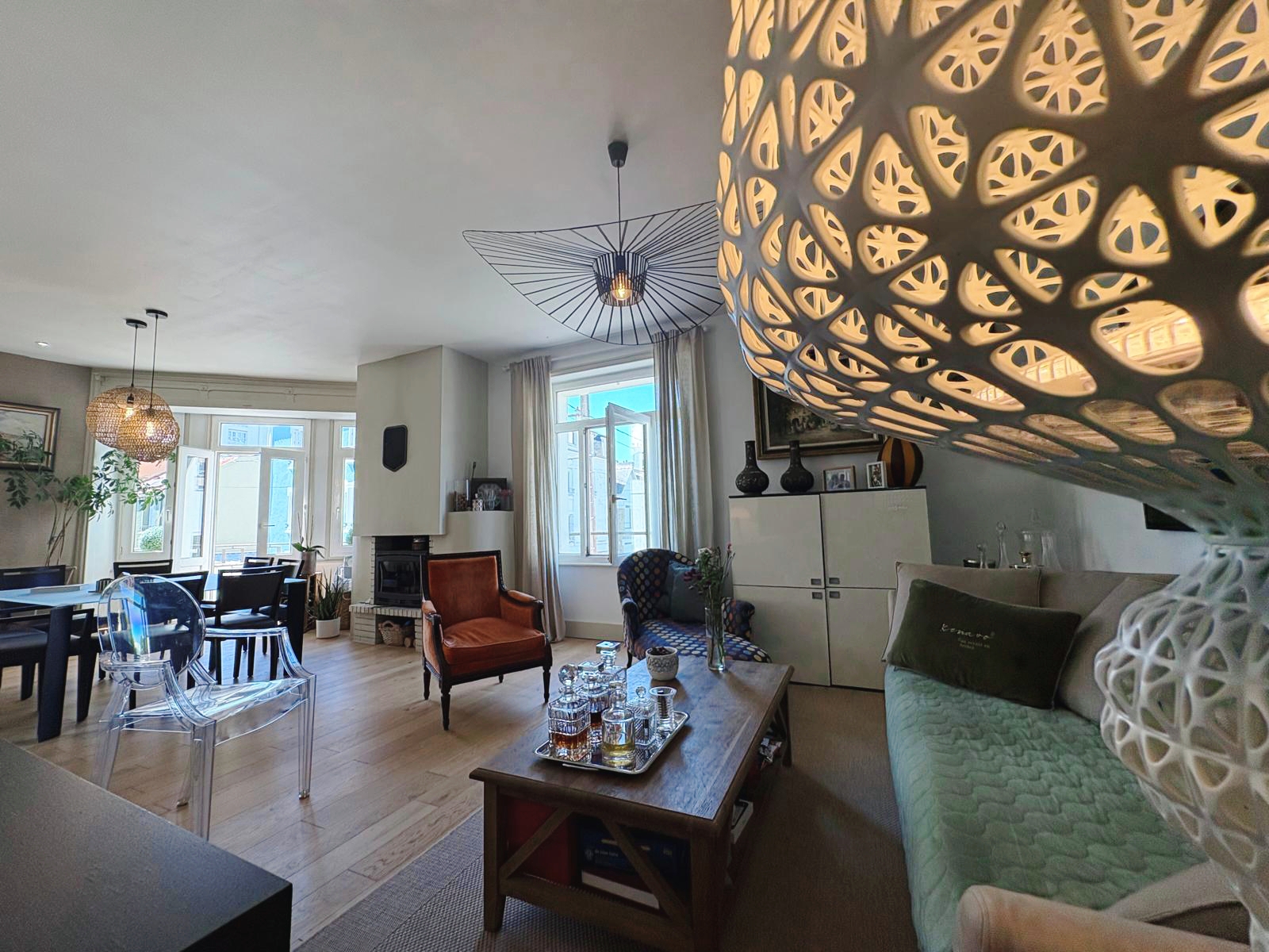 Merville- L’Elégante & Généreuse Maison bourgeoise de 160m² & Son T2 indépendant.