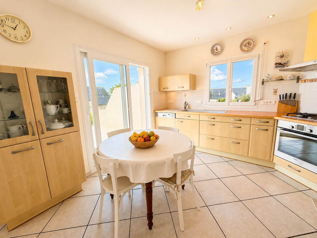 Plouhinec – Vue Mer & Lumineuse Contemporaine Avec Double Garage & Dépendance