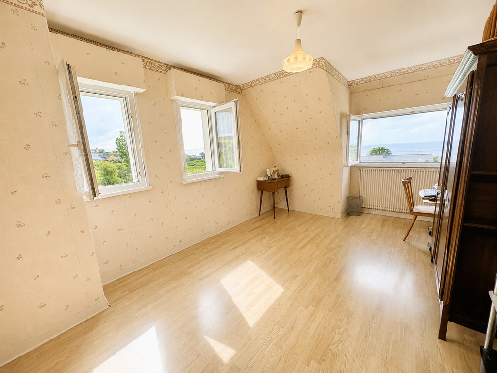 Cap Sizun – Plouhinec – Chaleureuse Maison avec Vue Mer & La Plage à Pied.