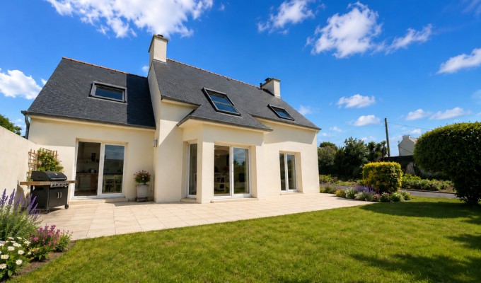 Plouhinec – Vue Mer & Lumineuse Contemporaine Avec Double Garage & Dépendance