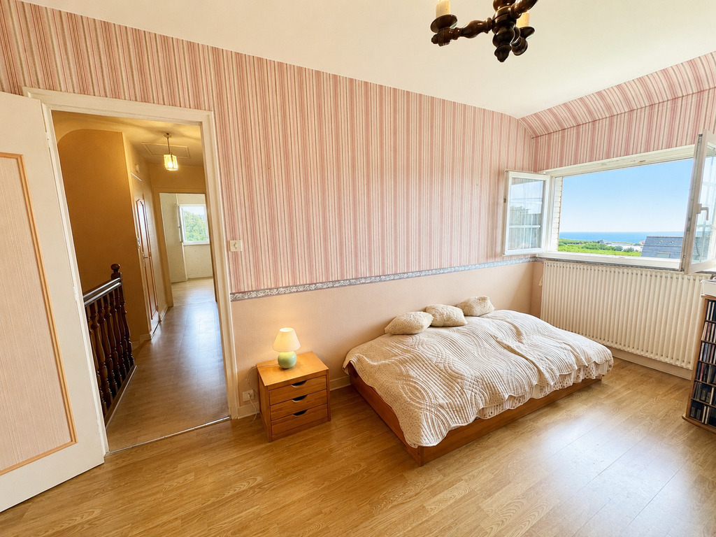 Cap Sizun – Plouhinec – Chaleureuse Maison avec Vue Mer & La Plage à Pied.