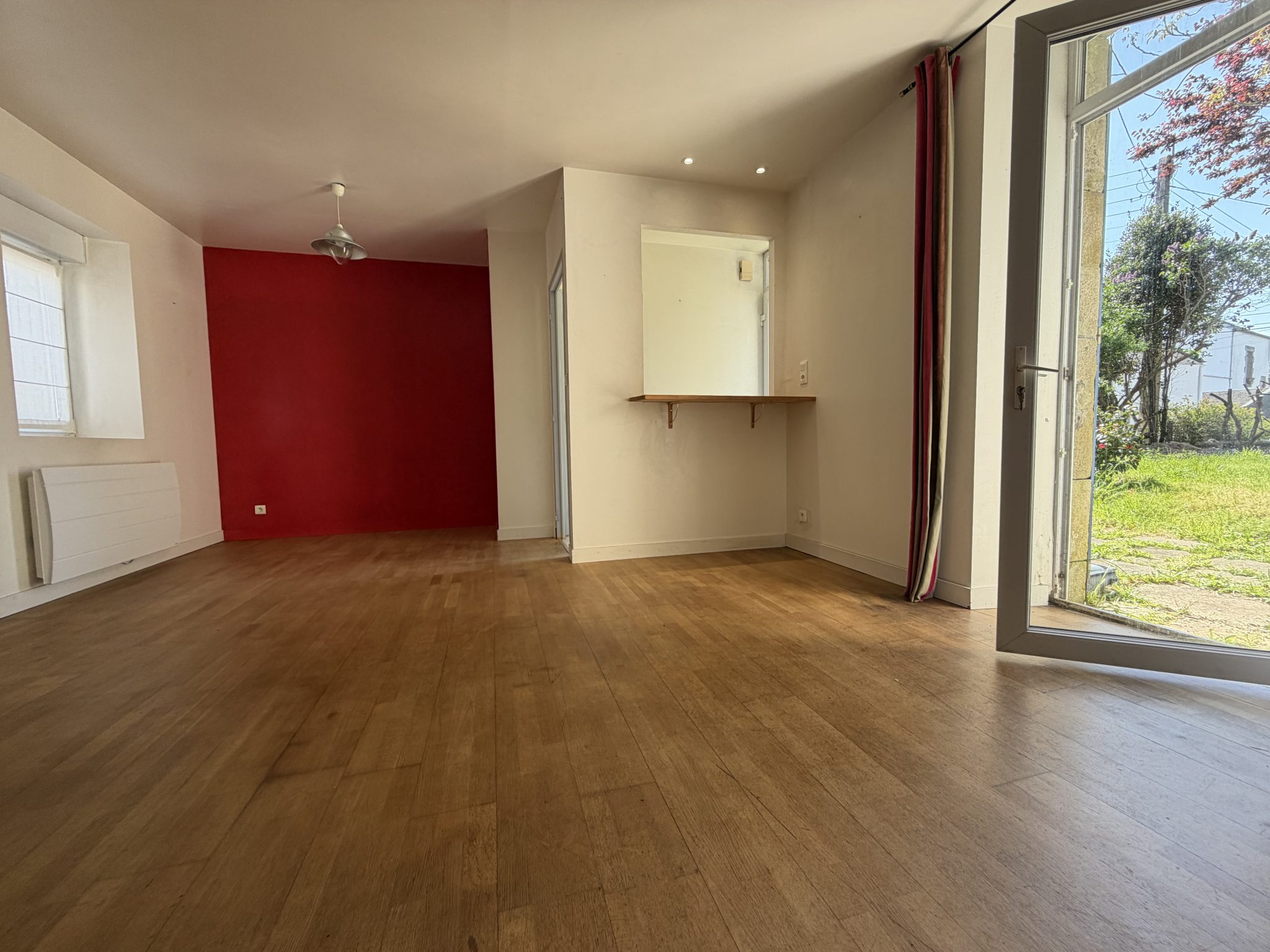 Exclusivité Agence. Quimper Sud Coquette Maison sur les hauteurs de la Ville avec Jardin