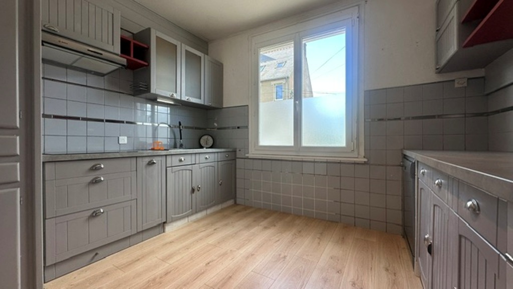 Quimper Ouest Maison de Ville de 92m² Rénovée  Jardin Clos & Arboré