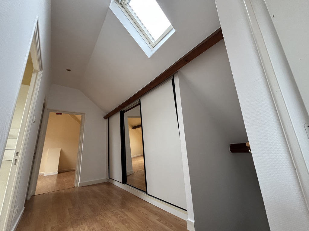 A LOUER. Libre Immédiatement. Quimper, Centre-Ville, Appartement T4 de 100 m²