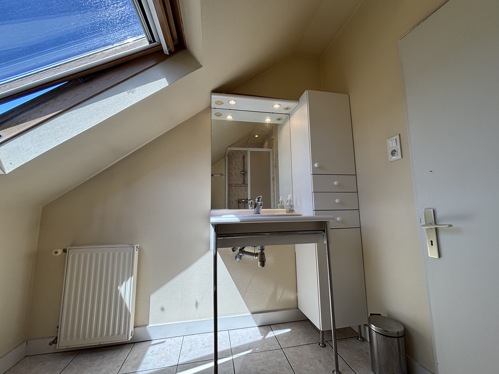 A LOUER. Libre début Juillet 2026. Quimper, Centre-Ville, Appartement T4 de 100 m²