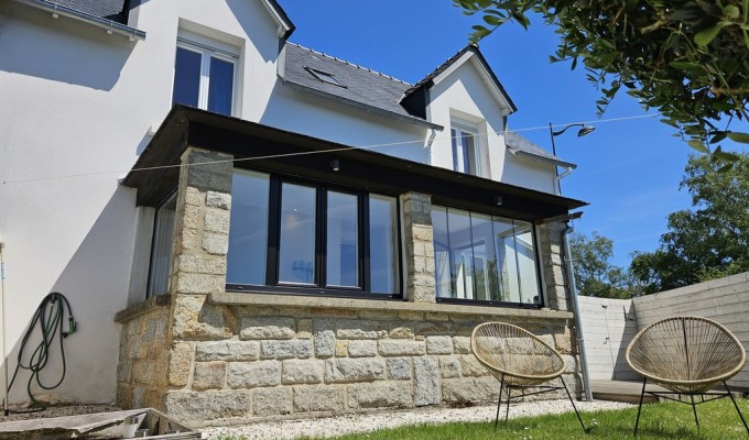 Fouesnant, Le Charme des Années 1930 à la Rénovation Parfaite, sur la route des Plages