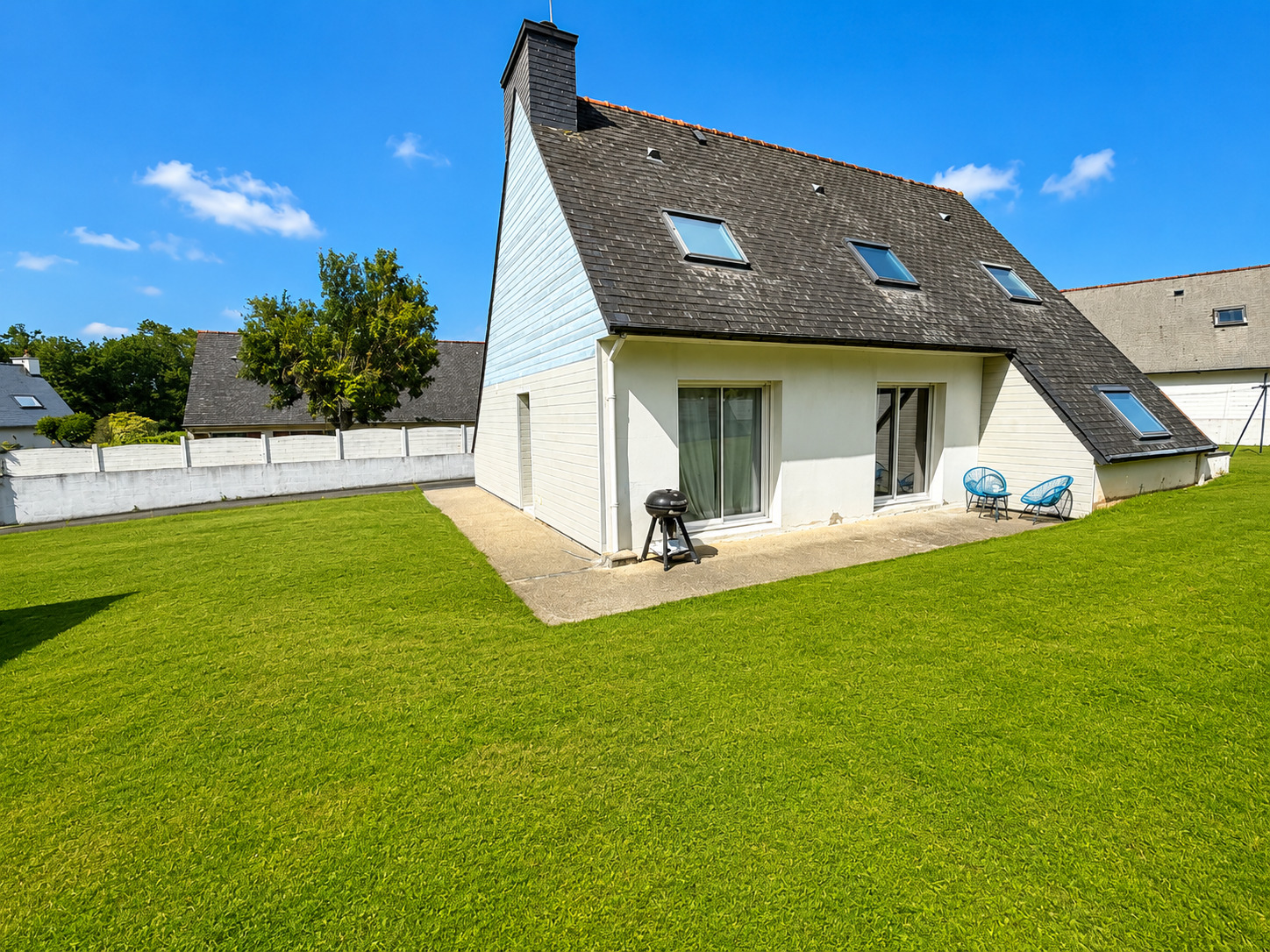 Exclusivité Agence , Quimper 15 mn , Coquette Maison Traditionnelle (110 m²) & Son jardin Clos