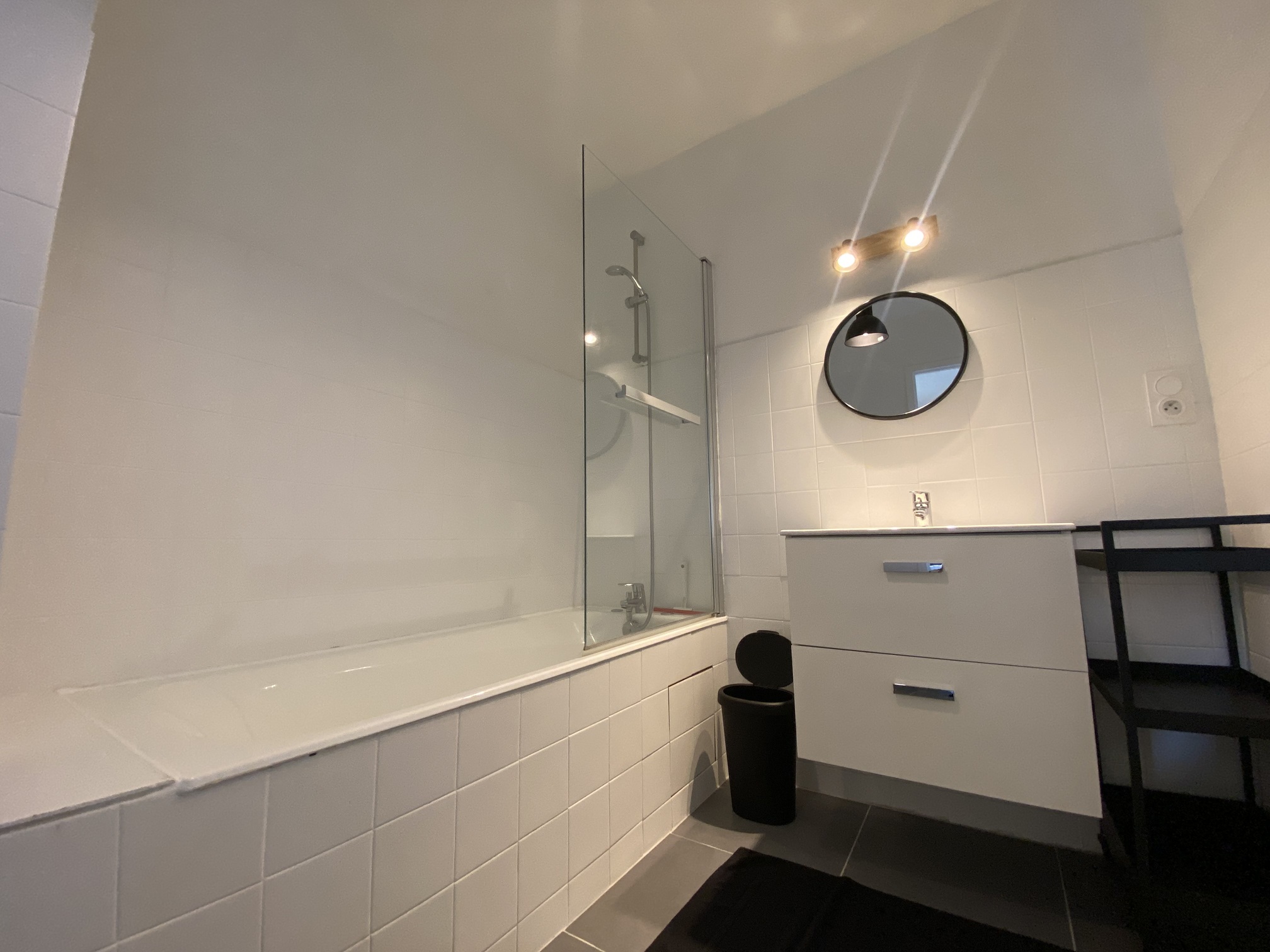 À louer – Libre immédiatement – Quimper Centre-ville accessible à pied, Studio MEUBLE !