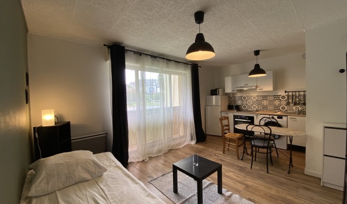 À louer – Libre immédiatement – Quimper Centre-ville accessible à pied, Studio MEUBLE !