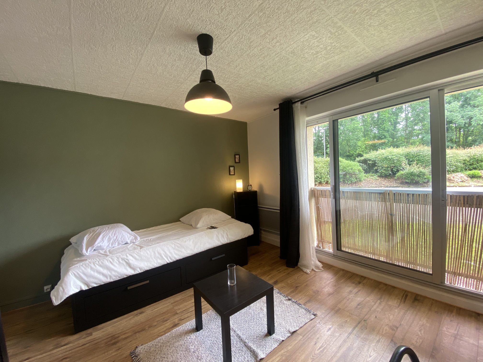 À louer – Libre immédiatement – Quimper Centre-ville accessible à pied, Studio MEUBLE !