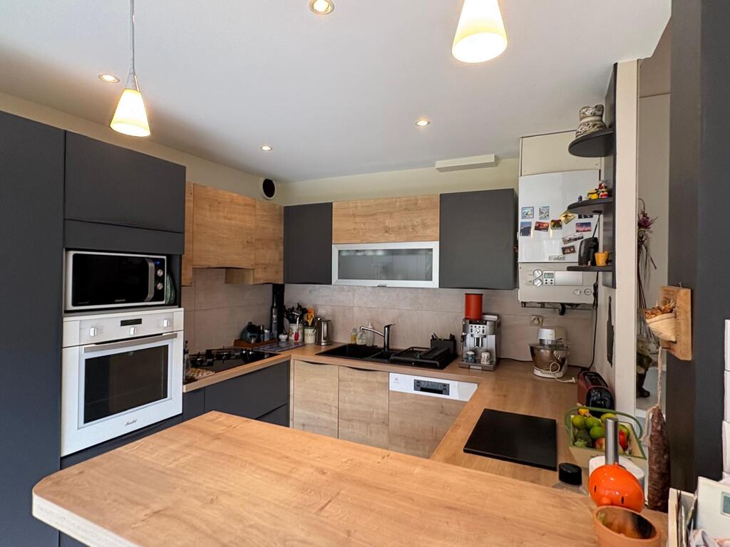 Lorient, Le Rouho – Séduisante & Généreuse Maison de 157m² Avec Jardin Clos & Double Garage