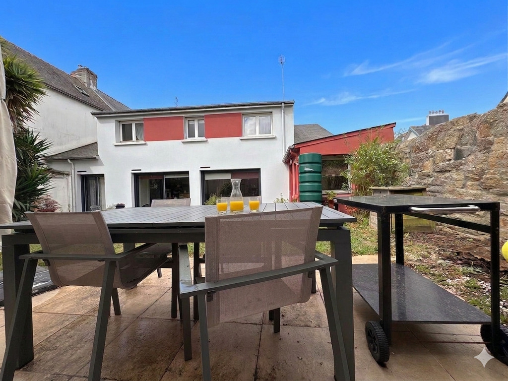 Lorient, Le Rouho – Séduisante & Généreuse Maison de 157m² Avec Jardin Clos & Double Garage