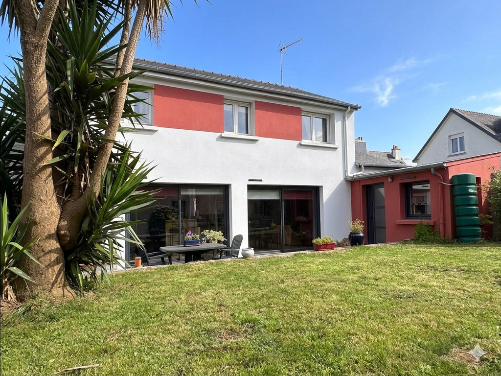 Lorient, Le Rouho – Séduisante & Généreuse Maison de 157m² Avec Jardin Clos & Double Garage