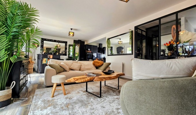 Quimper, centre ville à pied, Maison de 130 m² à la Rénovation Soignée & Qualitative