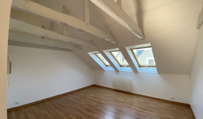 A Louer – Libre le immédiatement – Appartement T3 Au COEUR du Centre Ville de Quimper  !