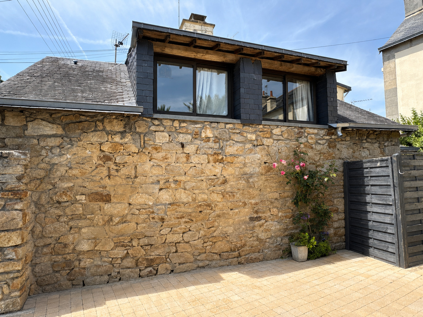 Ploemeur – L’Elégante & Chaleureuse Maison de Caractère & Sa Maison d’Amis Indépendante