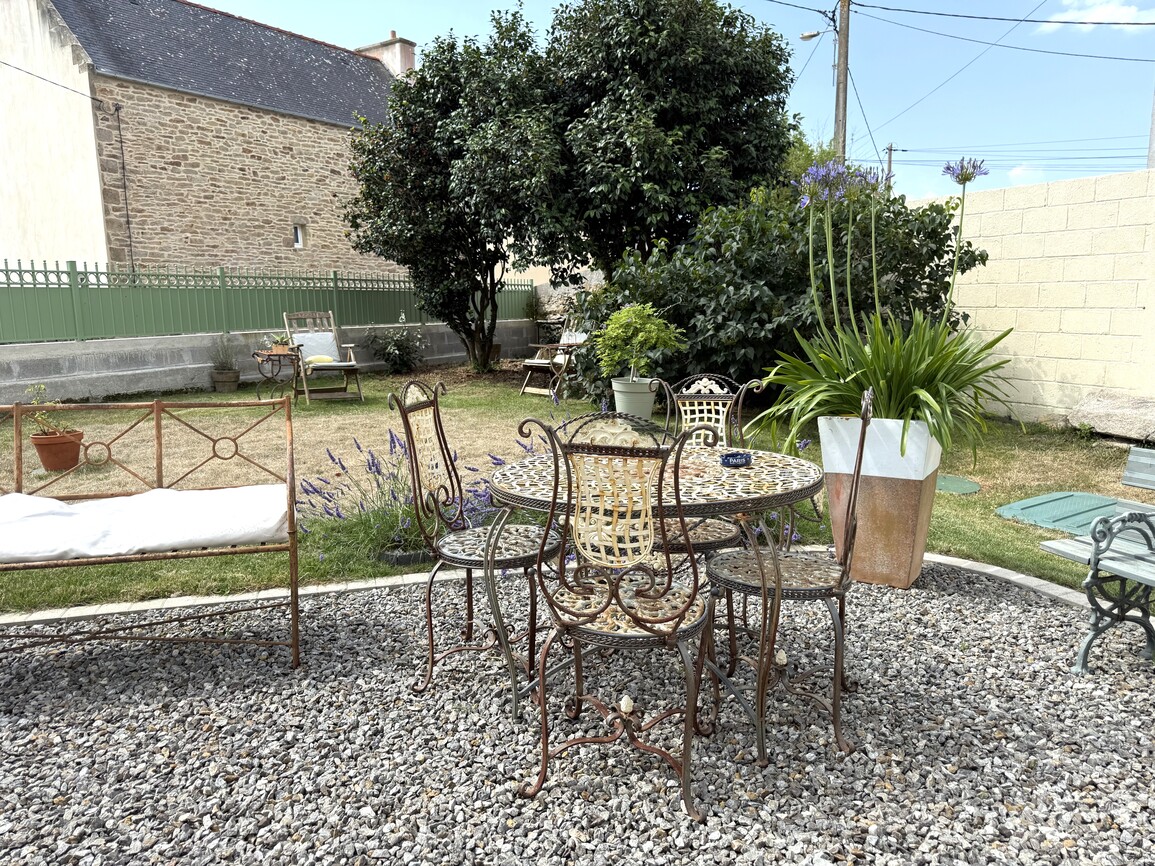 Plouhinec – Maison de charme rénovée à 1km de la Mer & 500m des Commerces