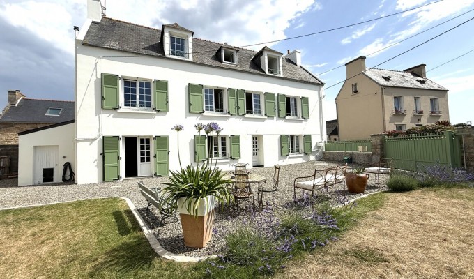 Plouhinec – Maison de charme rénovée à 1km de la Mer & 500m des Commerces