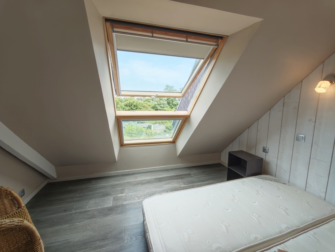 Quimper Proche Centre. Maison Intégralement Rénovée (132 m2), 4 Chambres, Bureau & Vue sur l’Odet.