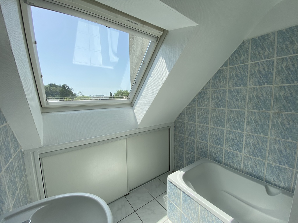 A Louer – Libre le immédiatement – Appartement T2 proche Centre Ville de Quimper Stationnement Privatif !