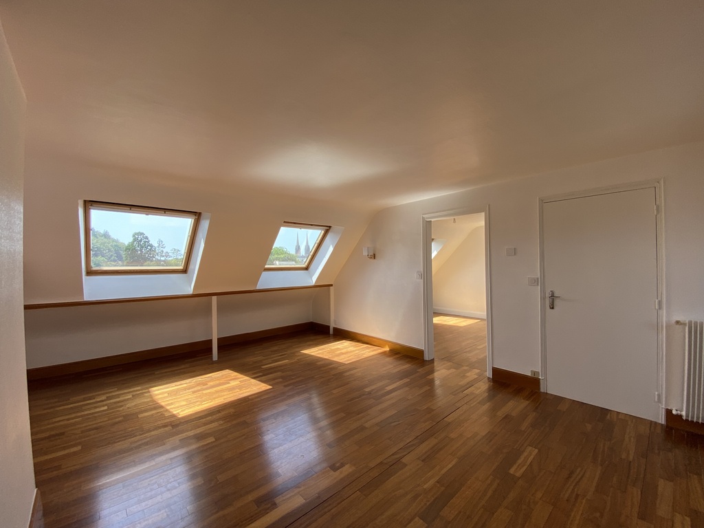 A Louer – Libre le immédiatement – Appartement T2 proche Centre Ville de Quimper Stationnement Privatif !