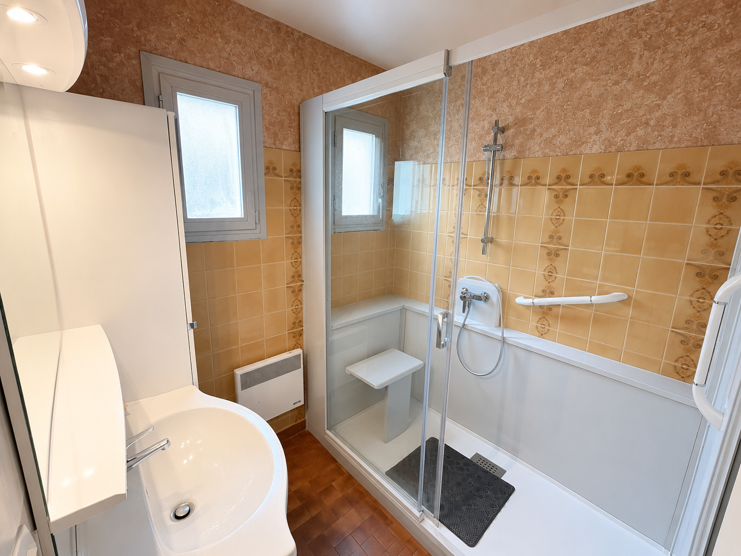 Exclusivité Agence ,  Quimper Sud, Quartier prisé pour Coquette Maison Traditionnelle & Son Jardin Arboré